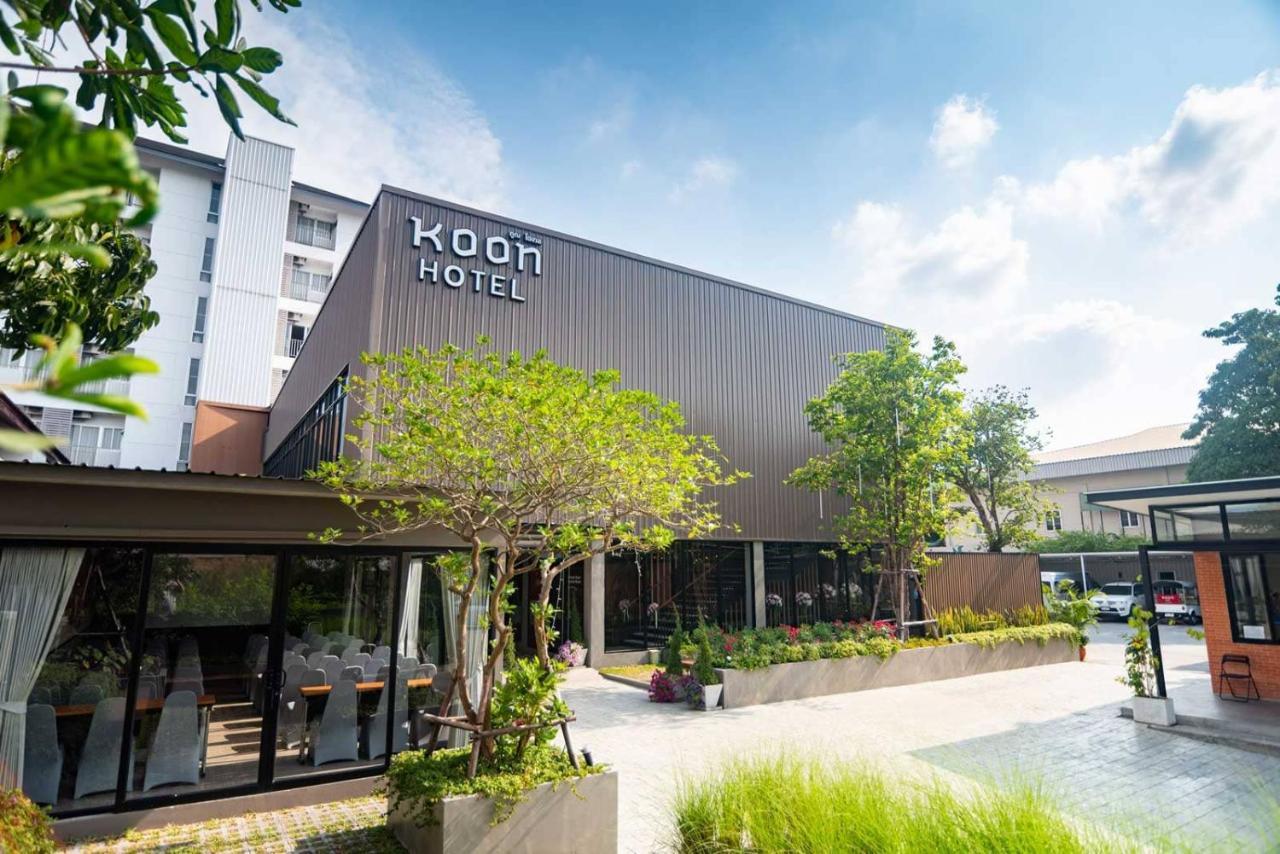 Koon Hotel Sukhumvit Bangkok Exterior photo